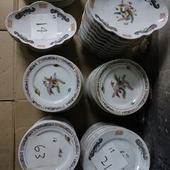 中華料理店で使っていた食器の画像