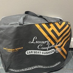 未使用品‼️シートカバー　トヨタ　タンク　ルーミーの画像