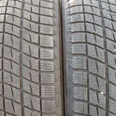 工賃込み　２０２２年ブリヂストン製冬タイヤ２０５／６０Ｒ１６　４本セットの画像