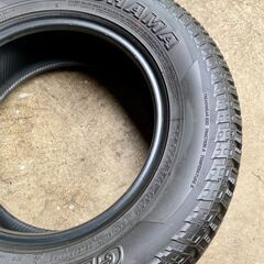 【スタッドレス】YOKOHAMAタイヤ GEOLAMDAR A/T GO15 225/70R16 103H M+S 中古タイヤ4本セットの画像