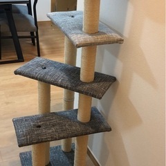 美品　キャットタワー　の画像