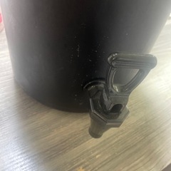 水筒 8リットルの画像