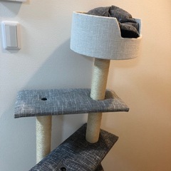 美品　キャットタワー　の画像