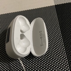 ハンズフリーイヤホン ケースだけ‼️‼️の画像