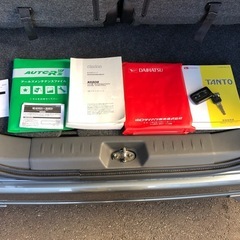 ダイハツタントカスタム22年式、個人、車検９年２月22日、走行108800キロ、色ダークグレー、の画像