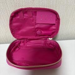 未使用品FURLA（フルラ）アクセサリーケース
の画像