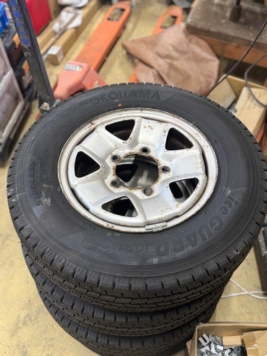 2024製　スタッドレスタイヤ175/80R14