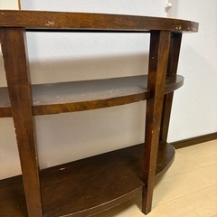 アンティーク飾り棚の画像