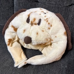 スヌーピーの被り物とぬいぐるみの画像