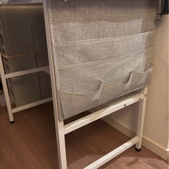 パソコンデスク　オフィス　ランプ付き　
机　　の画像