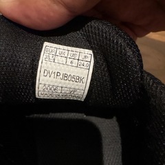 デサントバレーシューズ24.0cmの画像