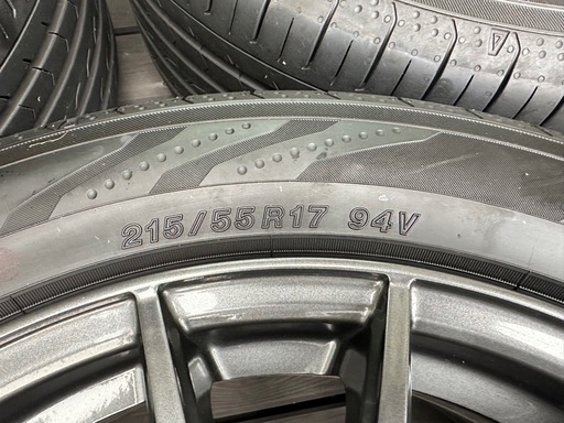 バリ山 横浜 BlueEarth-RV RV03 215/55R17 23年製 17×7j+53 PCD114.3 サマータイヤ　4本