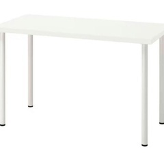 パソコン学習テーブルの画像