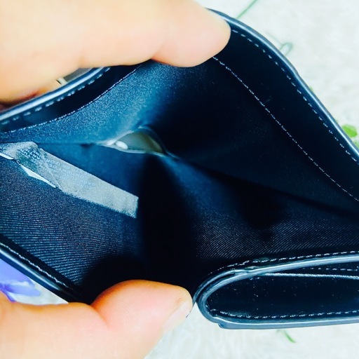 本革✨MARC JACOBS✨マークジェイコブス ✨クロコ✨二つ折り財布✨黒色