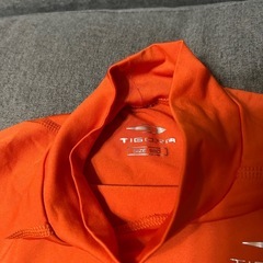 TIGORA オレンジ　アンダーシャツ　サッカー　130の画像