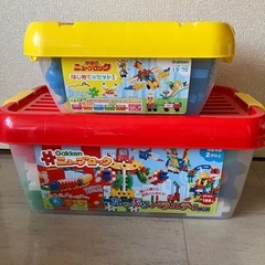 LEGOブロックなどオモチャまとめ売りの画像