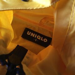  【引き取り限定。置き配。越前市】雨合羽　サイズS　ユニクロの画像