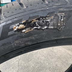 コンチネンタル ExtremeContact 245/40R19 タイヤの画像