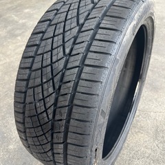 コンチネンタル ExtremeContact 245/40R19 タイヤの画像
