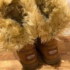 VANS ムートンブーツ　子供用ブーツ の画像