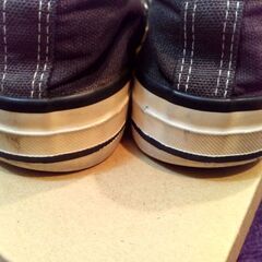 スニーカー　23センチの画像