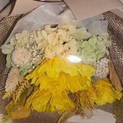 新品　水やり不要な生花　プリザーブドフラワー ブーケ 3輪 ひまわり の画像
