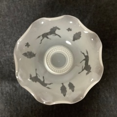 昭和レトロ　小鉢　小物入れ　馬　すりガラス　フリル縁の画像