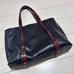 レザートートバッグ　ブラック　旅行　ビジネス　の画像