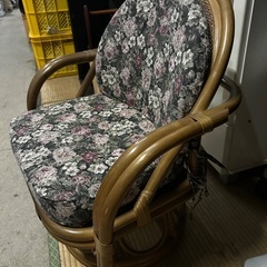 籐の椅子の画像