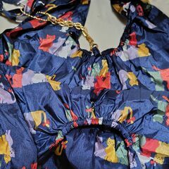 【まだ受付中・送付可能】猫ちゃん柄 エコバック 携帯用ミニバッグ付 ゴム絞り有 ジッパーを開くと大きくなります♪ 早い者勝ちです✨✨の画像