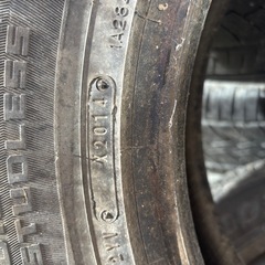 215/70R16 冬タイヤ　スタッドレスの画像