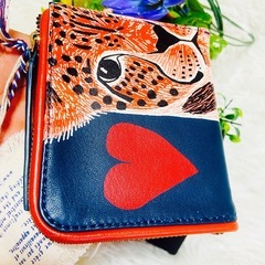 新品✨タグ付き✨INOUITOOSH✨イヌイトゥーシュ✨財布✨ヒョウ✨ウォレットの画像
