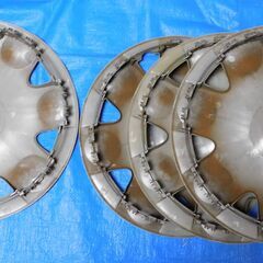 NISSAN 日産純正ホイールカバー　の画像