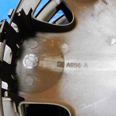 NISSAN 日産純正ホイールカバー　の画像