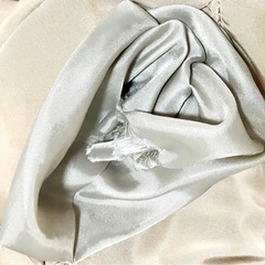 100円！プティマイン　100サイズ　中古難あり格安　ダウンコート　ベージュ　リボン付き　女の子　もこもこ　あったか　の画像