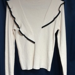 【INGNI 】白　ニット？の画像