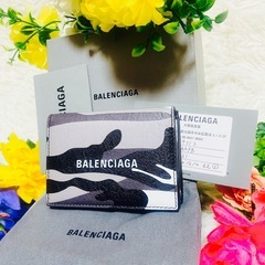 箱付き✨本革✨BALENCIAGA✨バレンシアガ✨財布✨迷彩✨カモフラ✨レザー✨の画像