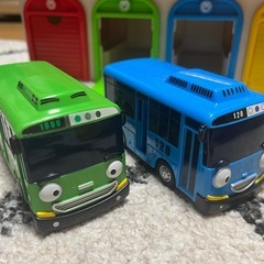 ちびっこバス・タヨ　おもちゃ　車庫　プルバックカーの画像