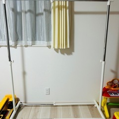 高さ・幅の調整可能⭐️ハンガーラックの画像