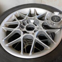 アルミホイール（マルチ）　タイヤ　205/60R16の画像