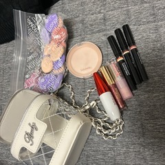 ﾚﾃﾞｨﾊﾞﾆﾃｨ+化粧品の画像