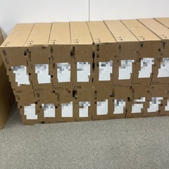 11月7日(金) モニター230台搬入作業の画像