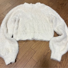 INGNIのフワフワトップス（Mサイズ）の画像