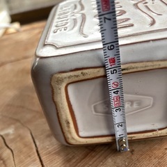 サボン　陶器の置物の画像