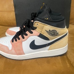 NIKE エアジョーダン1　の画像