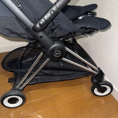 Cybex サイベックス コヤ COYA クロームフレーム / セピアブラックバンパーバー付きの画像