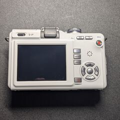 OLYMPUS PEN E-PL1　ホワイトの画像