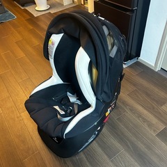 AILEBEBE エールべべ　チャイルドシート　クルットの画像