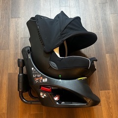 AILEBEBE エールべべ　チャイルドシート　クルットの画像