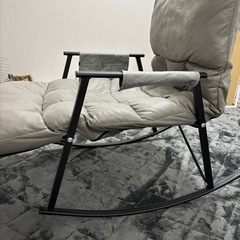 ロッキングチェア
の画像